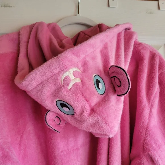 Harry Potter Wizarding World Pygmy Puff Robe - Picture 4 of 4